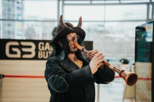 bronzová